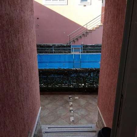 Sunset Oasis Ποντγορίτσα